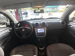 VOLKSWAGEN - VOYAGE - 2012/2013 - Branca - R$ 34.000,00