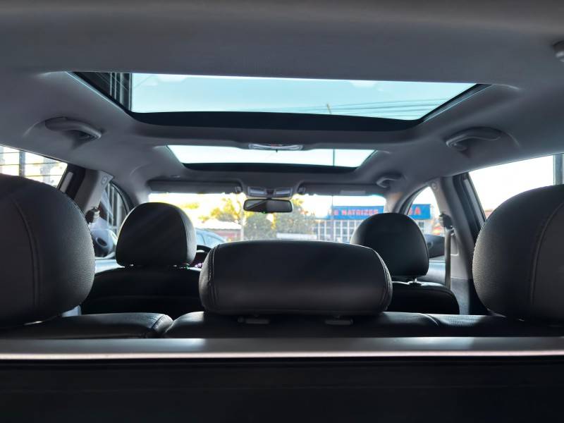 KIA MOTORS - SPORTAGE - 2014/2015 - Branca - R$ 86.000,00