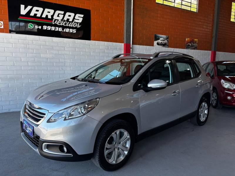 PEUGEOT - 2008 - 2016/2017 - Prata - R$ 59.000,00
