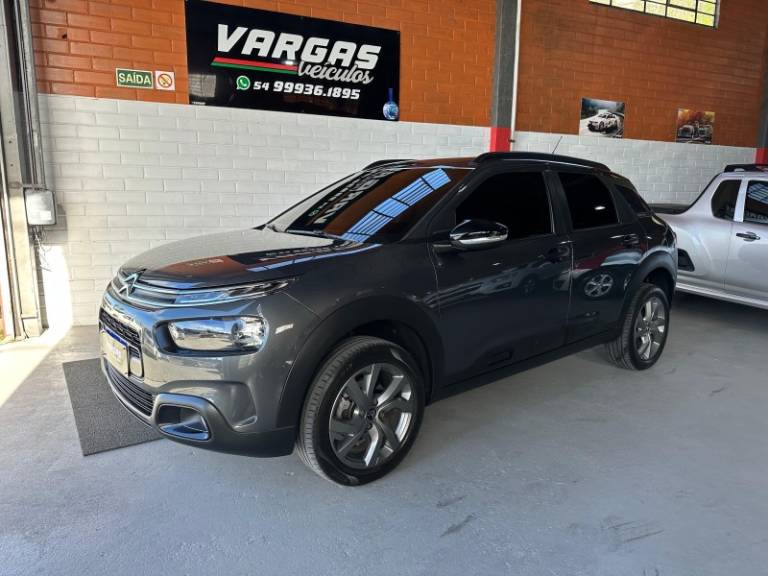 CITROËN - C4 CACTUS - 2022/2022 - Cinza - R$ 79.000,00
