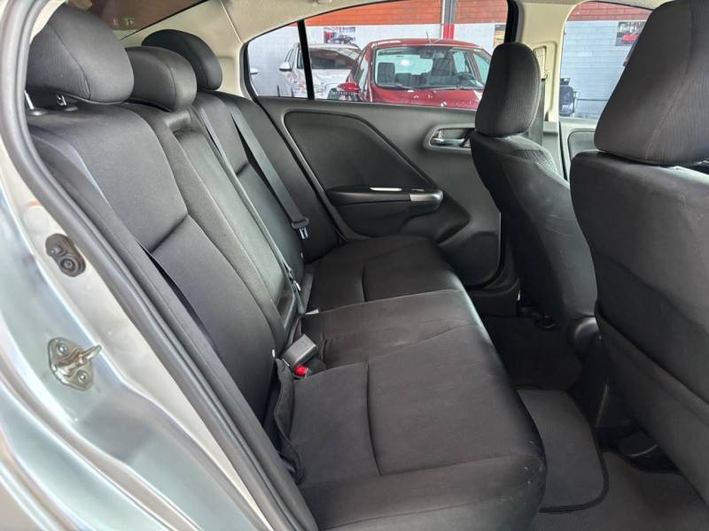 HONDA - CITY - 2015/2015 - Prata - R$ 69.000,00