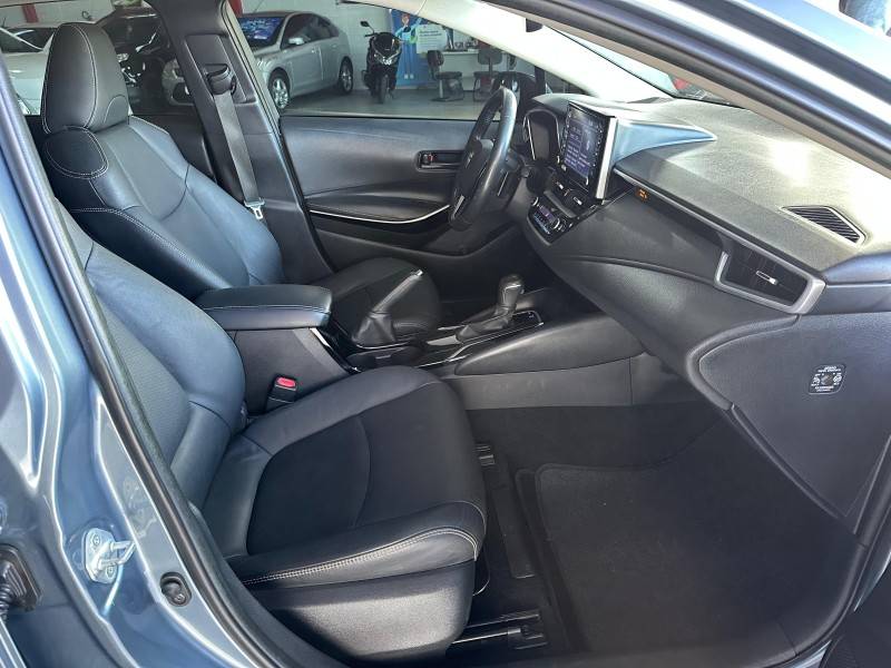 TOYOTA - COROLLA - 2020/2020 - Cinza - R$ 116.000,00