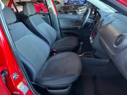 VOLKSWAGEN - VOYAGE - 2013/2013 - Vermelha - R$ 41.000,00