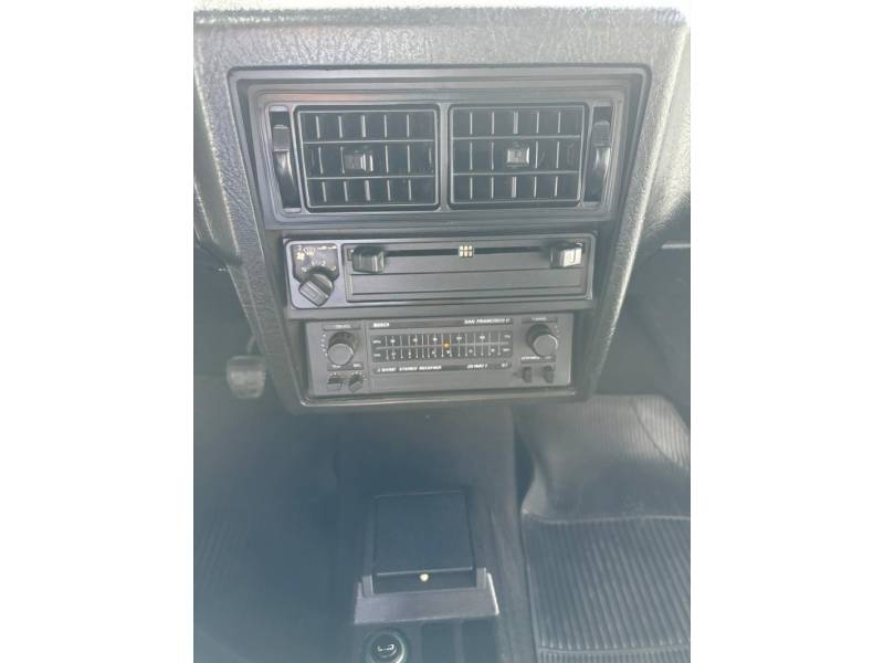 VOLKSWAGEN - VOYAGE - 1989/1989 - Prata - R$ 50.000,00