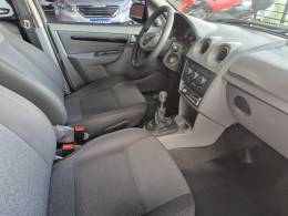 CHEVROLET - PRISMA - 2011/2012 - Branca - R$ 32.000,00