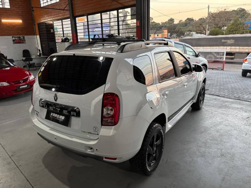RENAULT - DUSTER - 2015/2015 - Branca - R$ 56.000,00