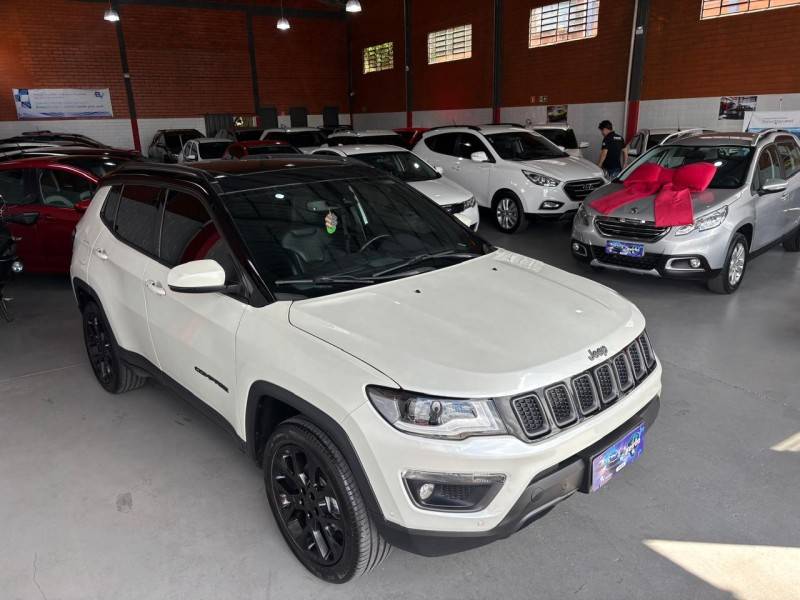 JEEP - COMPASS - 2021/2021 - Branca - R$ 135.000,00
