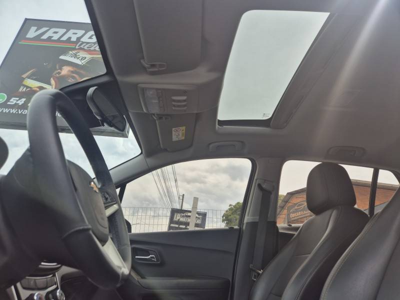 CHEVROLET - TRACKER - 2018/2019 - Cinza - R$ 91.000,00