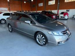 HONDA - CIVIC - 2011/2011 - Cinza - R$ 52.000,00