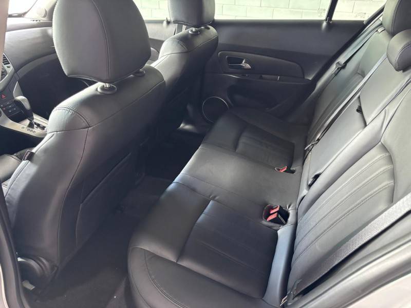CHEVROLET - CRUZE - 2013/2014 - Prata - R$ 58.000,00