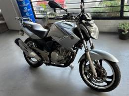 YAMAHA - FAZER - 2009/2010 - Prata - R$ 12.000,00
