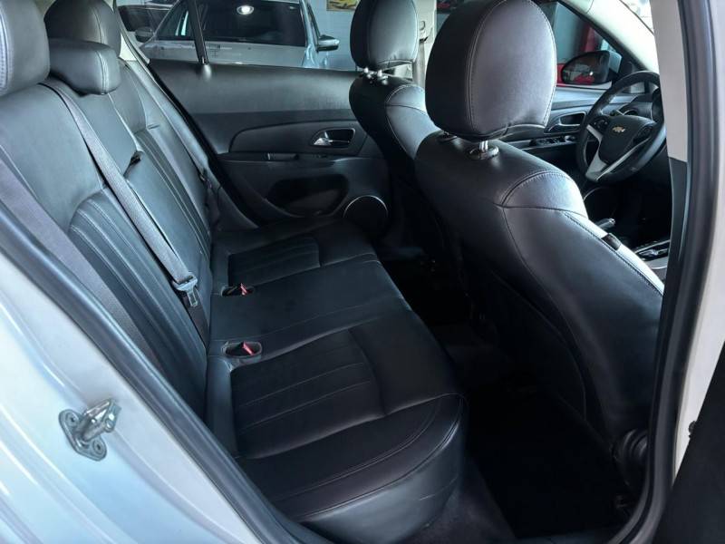 CHEVROLET - CRUZE - 2014/2014 - Branca - R$ 75.000,00