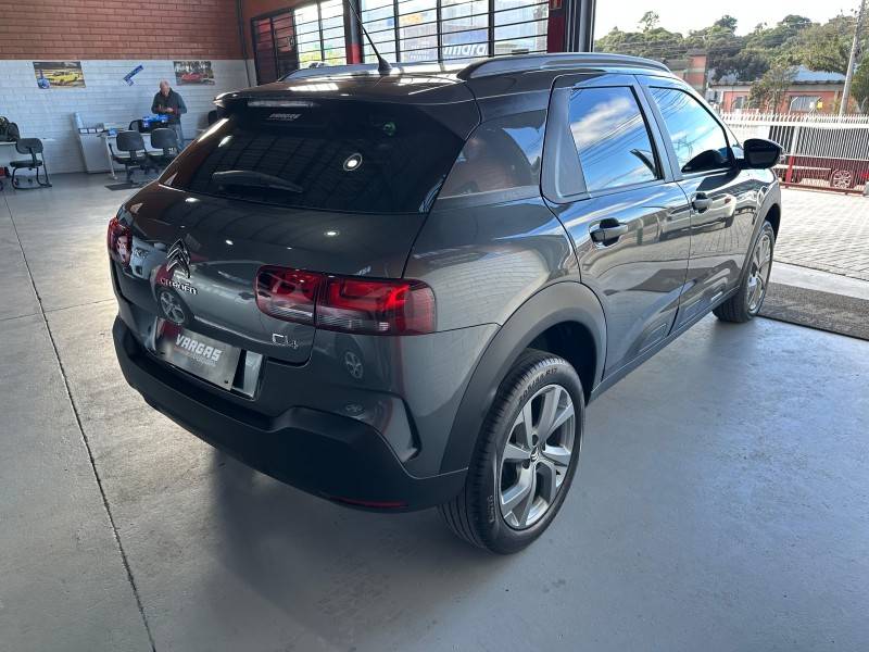 CITROËN - C4 CACTUS - 2022/2022 - Cinza - R$ 79.000,00