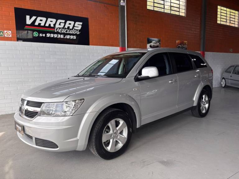 DODGE - JOURNEY - 2010/2010 - Prata - R$ 44.000,00