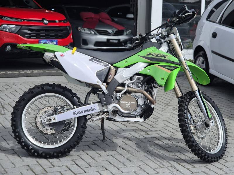 KAWASAKI - KLX 450R - 2022/2022 - Verde - R$ 40.000,00