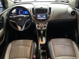 CHEVROLET - TRACKER - 2013/2014 - Prata - R$ 70.000,00