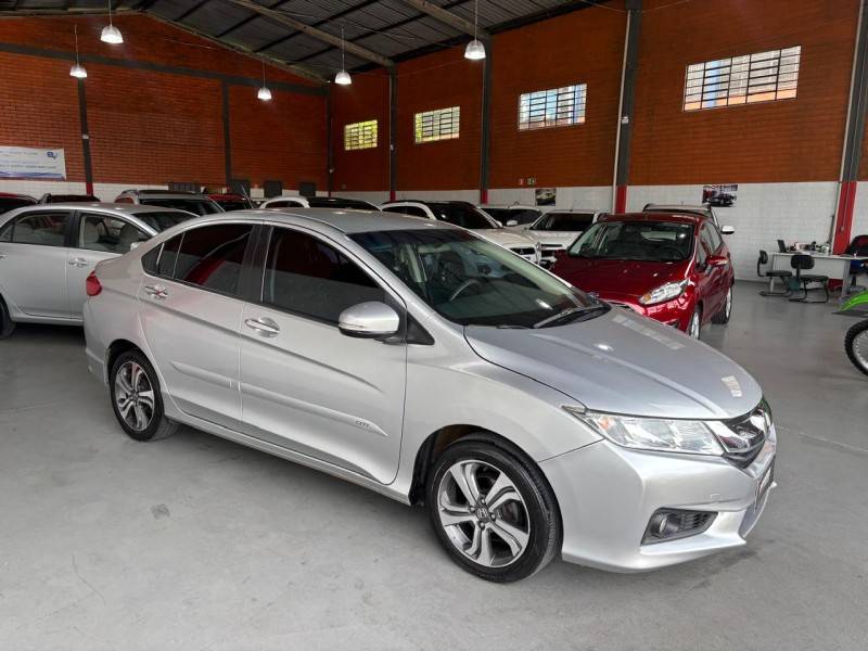 HONDA - CITY - 2015/2015 - Prata - R$ 69.000,00