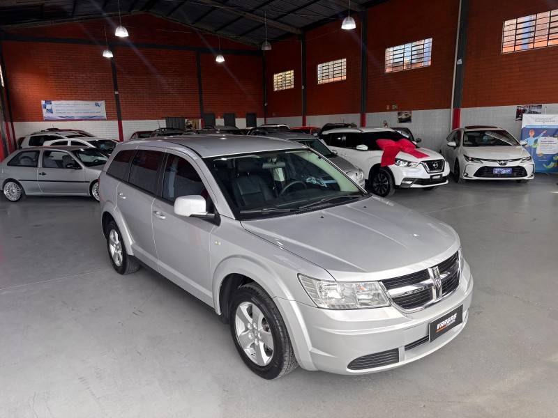 DODGE - JOURNEY - 2010/2010 - Prata - R$ 44.000,00