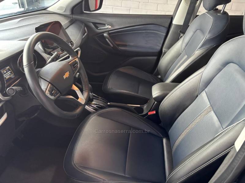 CHEVROLET - TRACKER - 2024/2025 - Preta - R$ 136.000,00