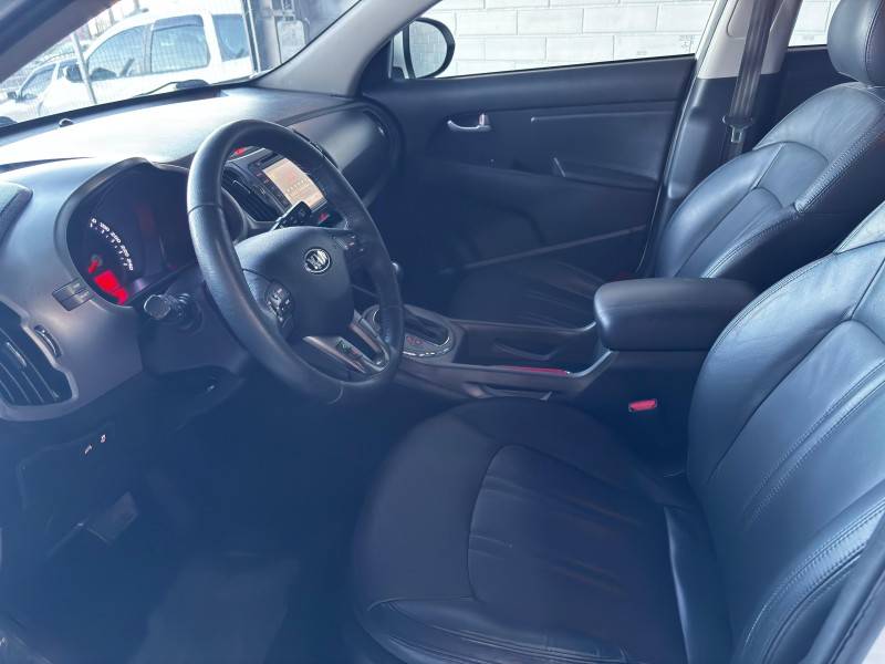 KIA MOTORS - SPORTAGE - 2014/2015 - Branca - R$ 86.000,00