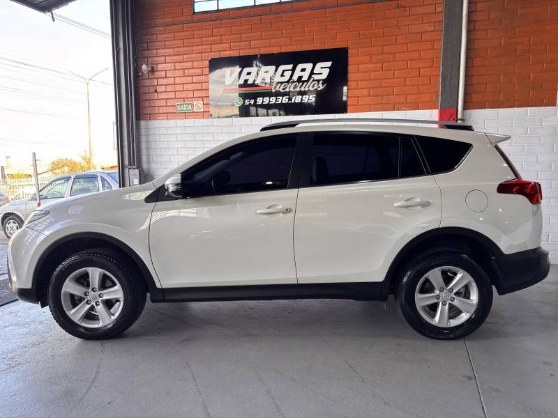 TOYOTA - RAV4 - 2013/2013 - Branca - R$ 81.000,00