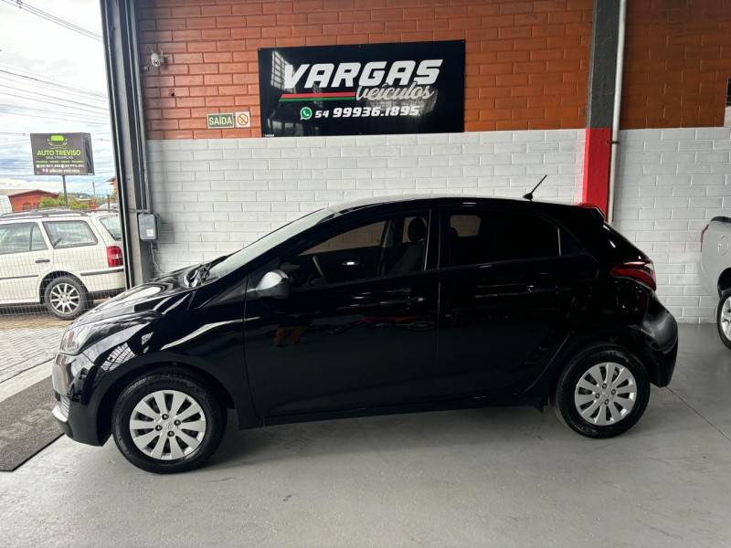 HYUNDAI - HB20 - 2018/2019 - Preta - R$ 54.900,00