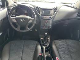 HYUNDAI - HB20X - 2015/2016 - Verde - R$ 63.000,00
