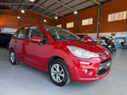 CITROËN - C3 - 2013/2014 - Vermelha - R$ 39.000,00