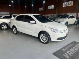 VOLKSWAGEN - VOYAGE - 2012/2013 - Branca - R$ 34.000,00