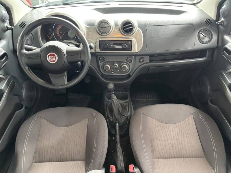 FIAT - UNO - 2014/2014 - Branca - R$ 40.000,00