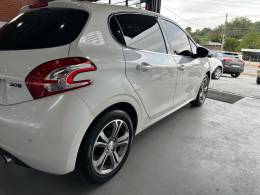PEUGEOT - 208 - 2013/2013 - Branca - R$ 46.000,00