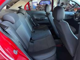 VOLKSWAGEN - VOYAGE - 2013/2013 - Vermelha - R$ 41.000,00