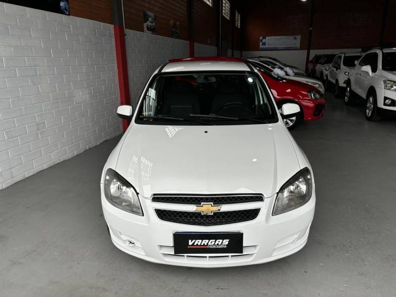 CHEVROLET - CELTA - 2013/2014 - Branca - R$ 34.500,00