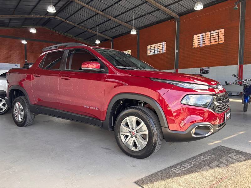 FIAT - TORO - 2016/2017 - Vermelha - R$ 87.000,00