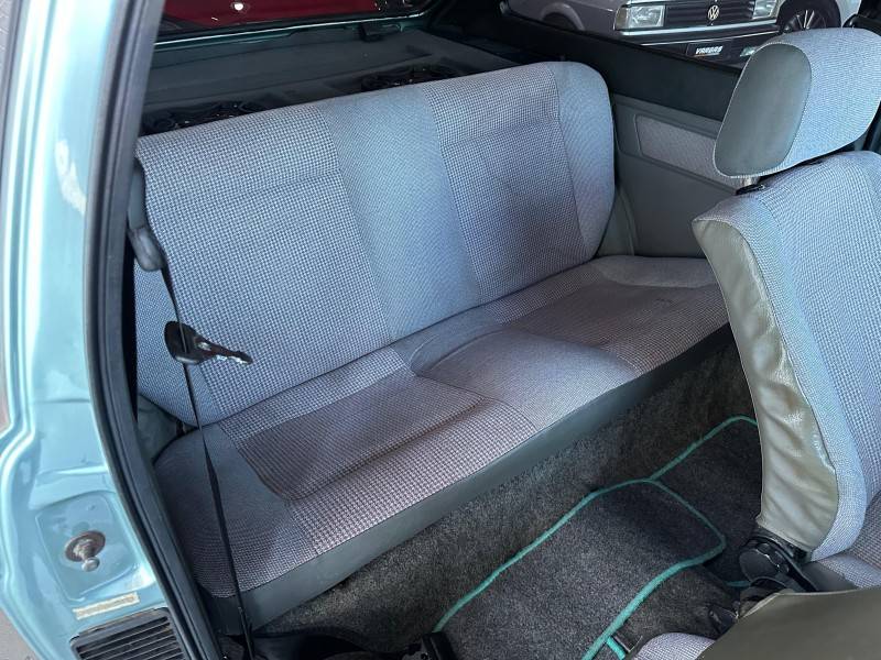 VOLKSWAGEN - GOL - 1991/1992 - Azul - R$ 15.900,00