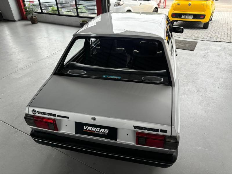 VOLKSWAGEN - VOYAGE - 1989/1989 - Prata - R$ 50.000,00