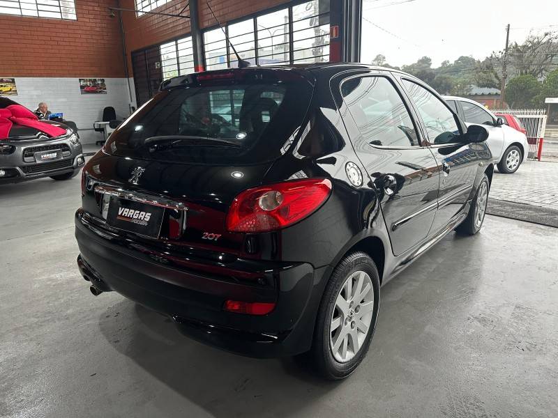PEUGEOT - 207 - 2009/2010 - Preta - R$ 24.000,00