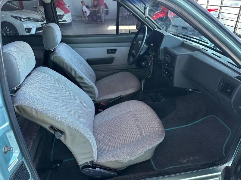VOLKSWAGEN - GOL - 1991/1992 - Azul - R$ 15.900,00