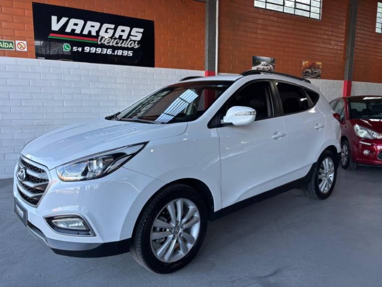 HYUNDAI - IX35 - 2016/2017 - Branca - R$ 84.000,00