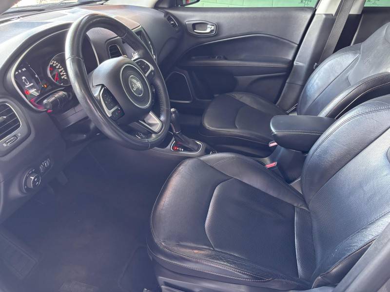 JEEP - COMPASS - 2018/2018 - Cinza - R$ 90.000,00