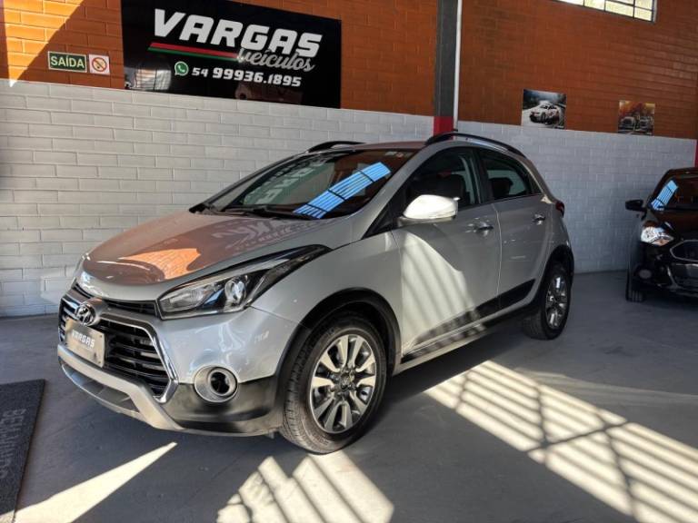 HYUNDAI - HB20X - 2016/2016 - Prata - R$ 67.000,00