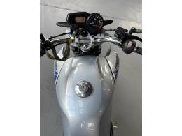 YAMAHA - FAZER - 2009/2010 - Prata - R$ 12.000,00