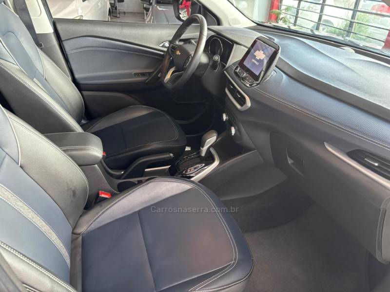 CHEVROLET - TRACKER - 2024/2025 - Preta - R$ 136.000,00