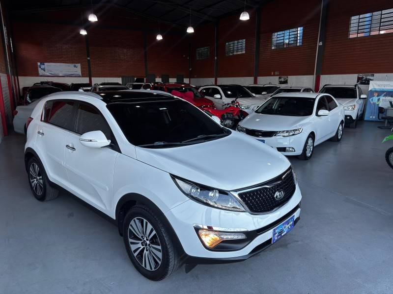 KIA MOTORS - SPORTAGE - 2014/2015 - Branca - R$ 86.000,00