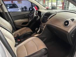 CHEVROLET - TRACKER - 2013/2014 - Prata - R$ 70.000,00