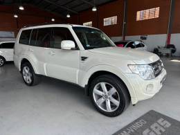 MITSUBISHI - PAJERO FULL - 2014/2014 - Branca - R$ 138.000,00