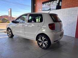 VOLKSWAGEN - FOX - 2011/2011 - Branca - R$ 29.000,00