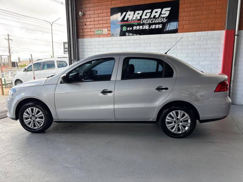 VOLKSWAGEN - VOYAGE - 2014/2014 - Prata - R$ 39.000,00