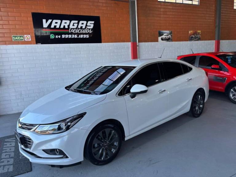 CHEVROLET - CRUZE - 2017/2018 - Branca - R$ 95.000,00
