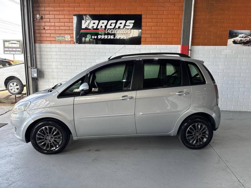 FIAT - IDEA - 2010/2011 - Prata - R$ 29.000,00